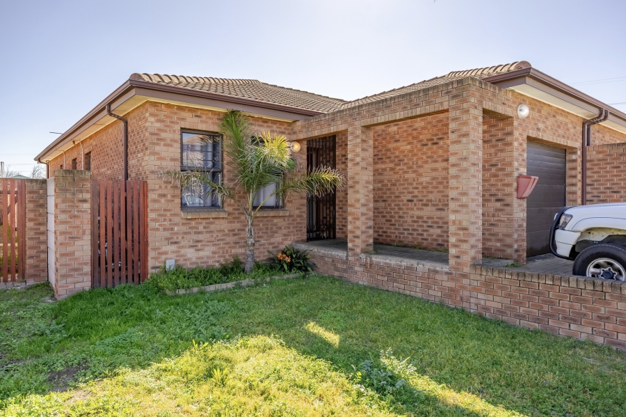3 Bedroom Property for Sale in Soneike Western Cape